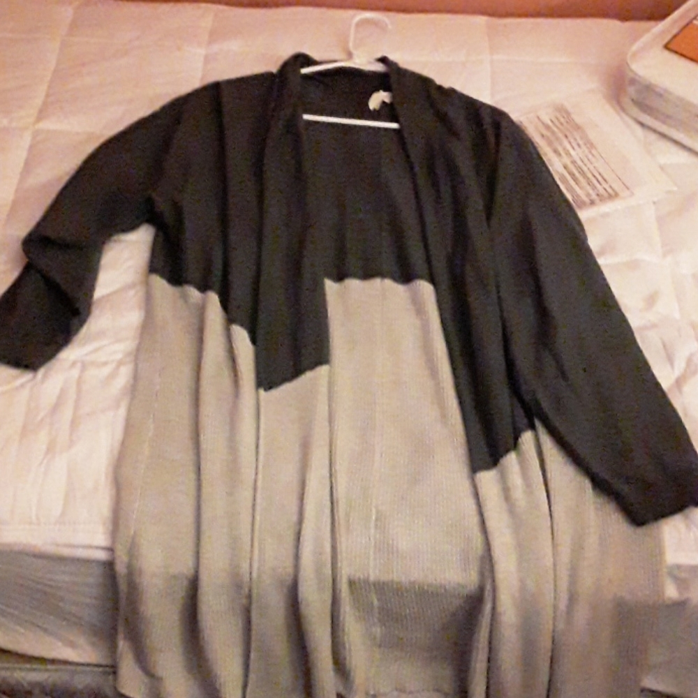 Cardigans - Picture 2 of 2